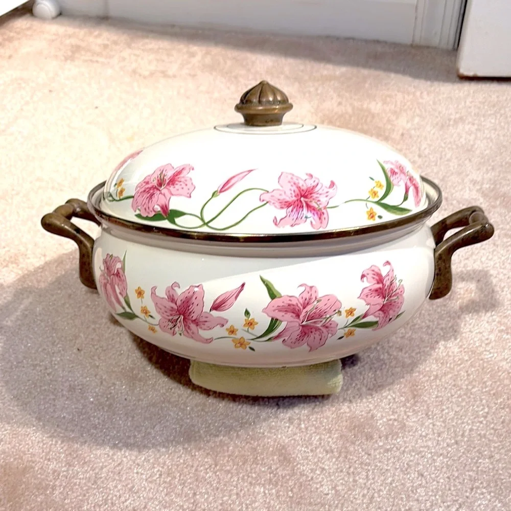 RARE Vintage Normandy Enamel Pink Lily Soup Tureen with Lid. Made in Taiwan.